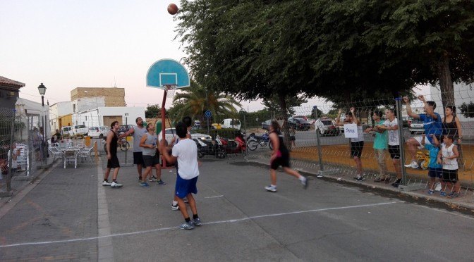 El Torneo 3×3 de baloncesto de verano 2016 obtiene gran participación local y provincia